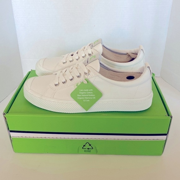 Cariuma Canvas Shoe Oca Unisex Low Top Size 8.5 Women’s 7 Men’s - Picture 5 of 8